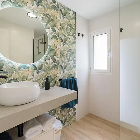 Olas Apartment *